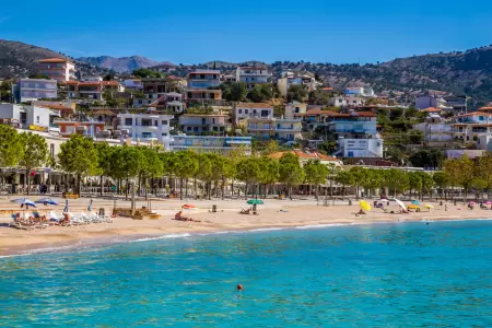 Golem in April