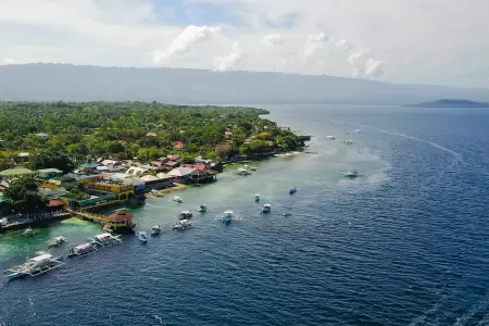 Oslob in October
