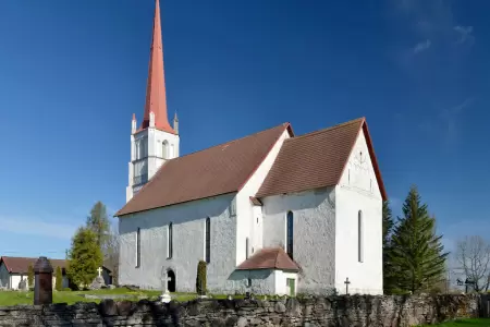 Best time to go to Central Estonia