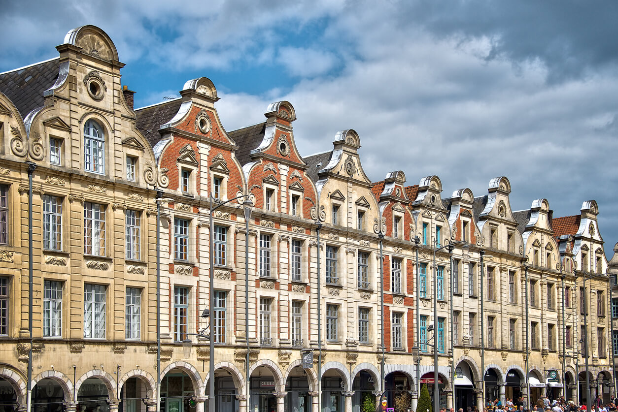 Arras (Pas-de-Calais) : Place des Héros, Arras