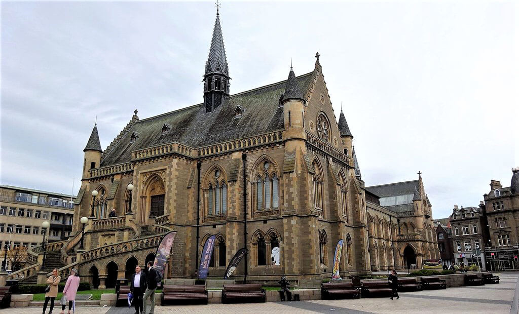 Weather in Dundee in October Temperature, Rainfall, Sunshine... for