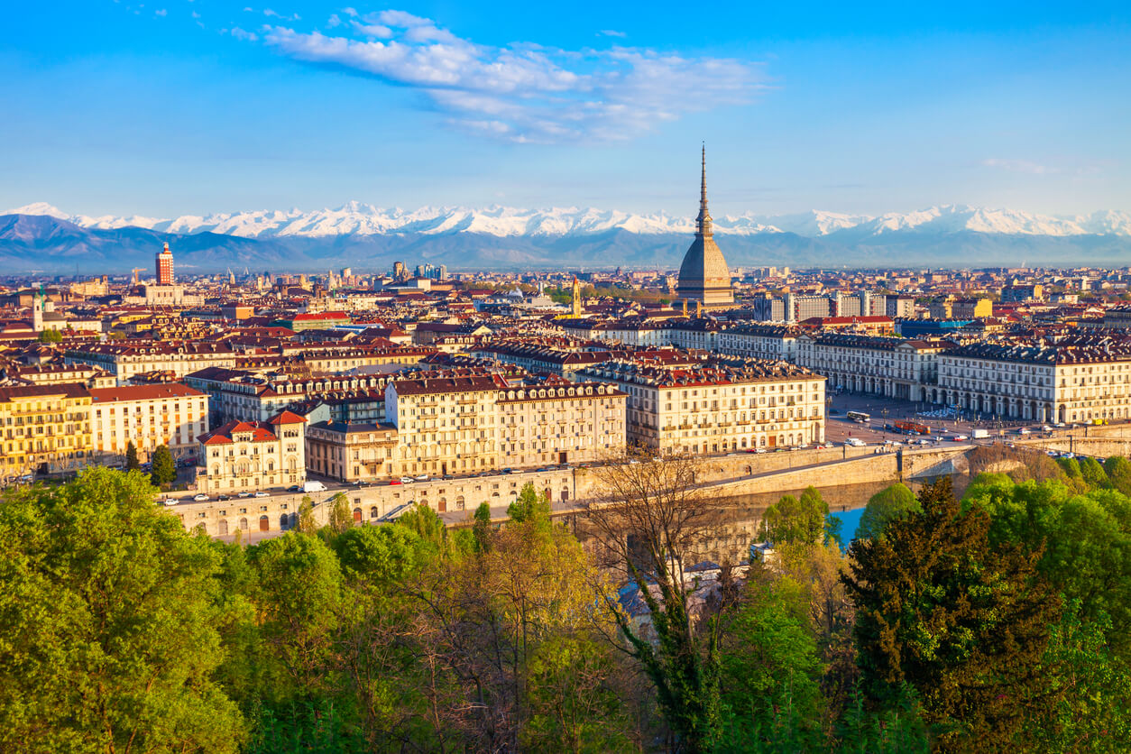 Weather in Turin in June Temperature, Rainfall, Sunshine... for June