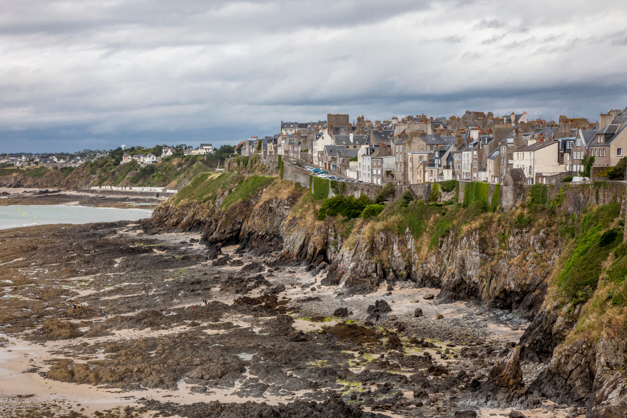 Best Time to Visit Granville Weather and Temperatures. 4 Months to Avoid! Normandy Where