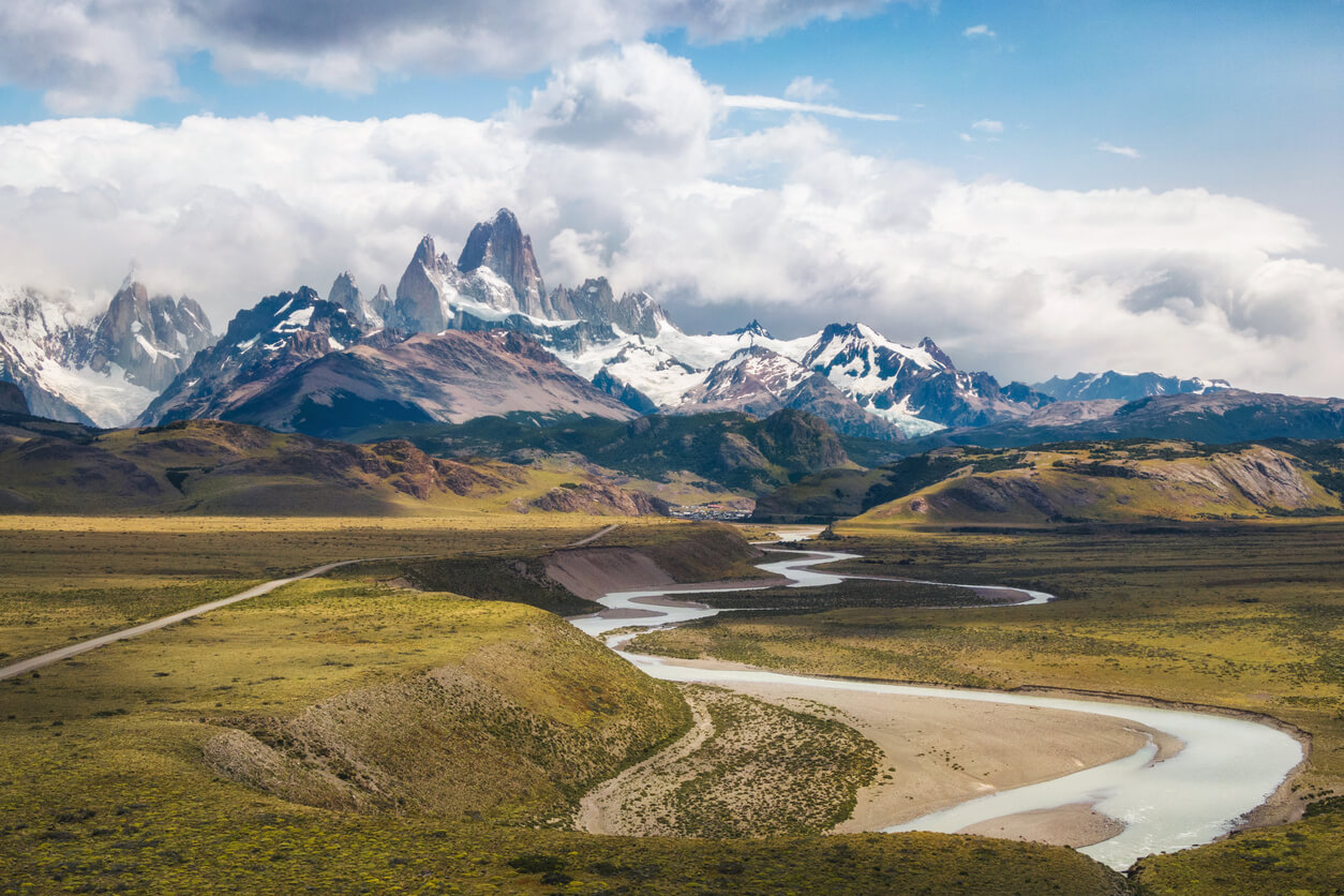 Best Time To Go To Patagonia | Weather And Climate. Months Avoid! | Where And