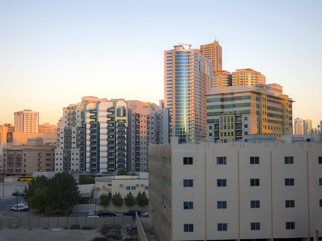 Weather in Ras El Khaïmah in September Temperature, Rainfall, Sunshine