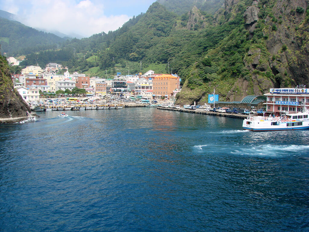 Ulleungdo Island : 