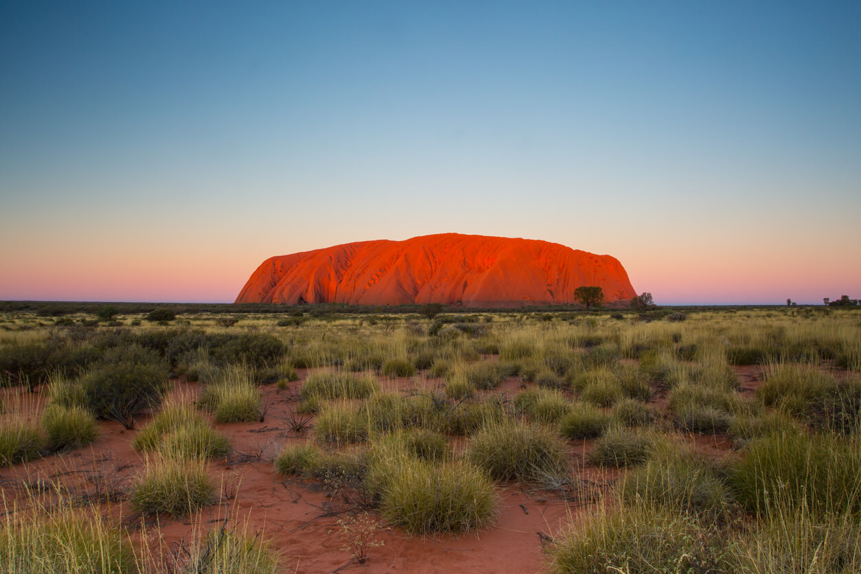 Best Time to Visit Uluru (Ayers Rock) Weather, Temperatures and